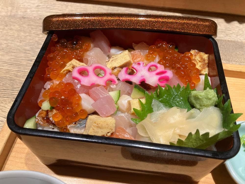 長八 金沢駅前店