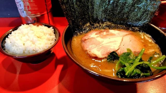 横浜ラーメン 斎藤家 - サブ画像3