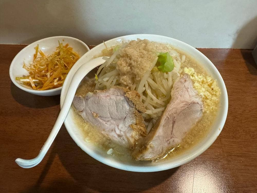 むねや