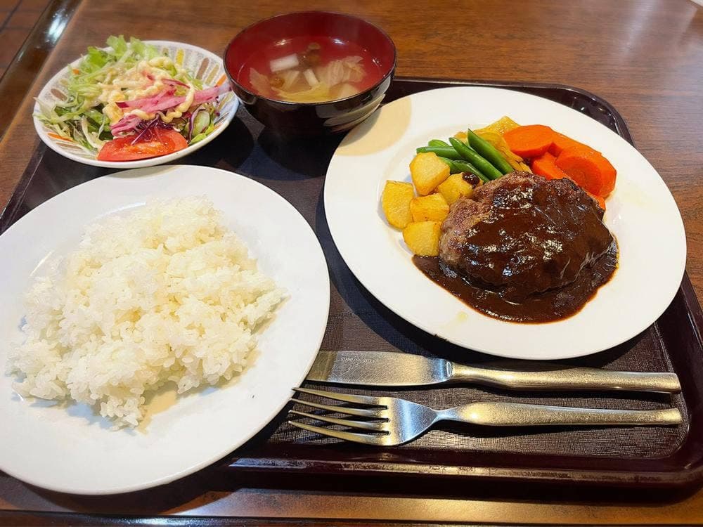 レストラン タカラ