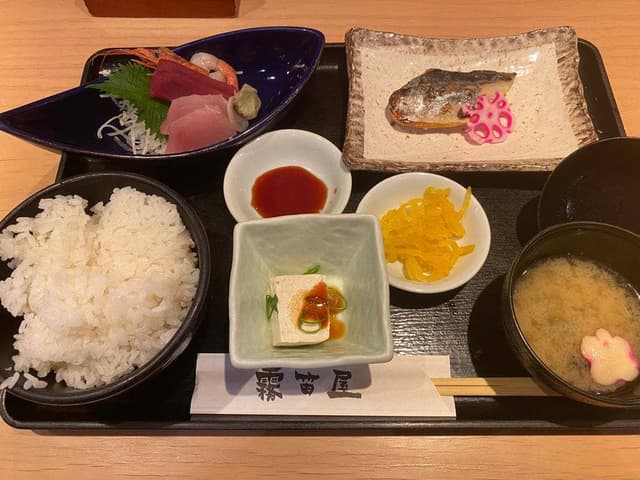 霧笛屋 新大手町ビル店 - サブ画像1