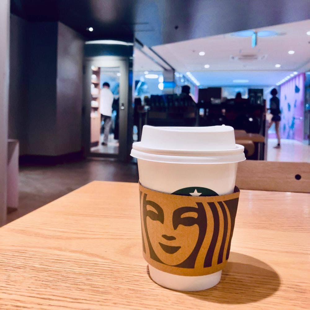 スターバックス コーヒー ルミネエスト新宿店