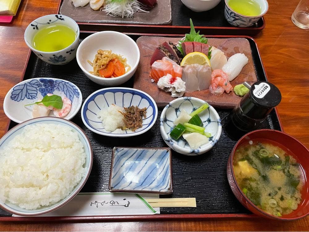 三六