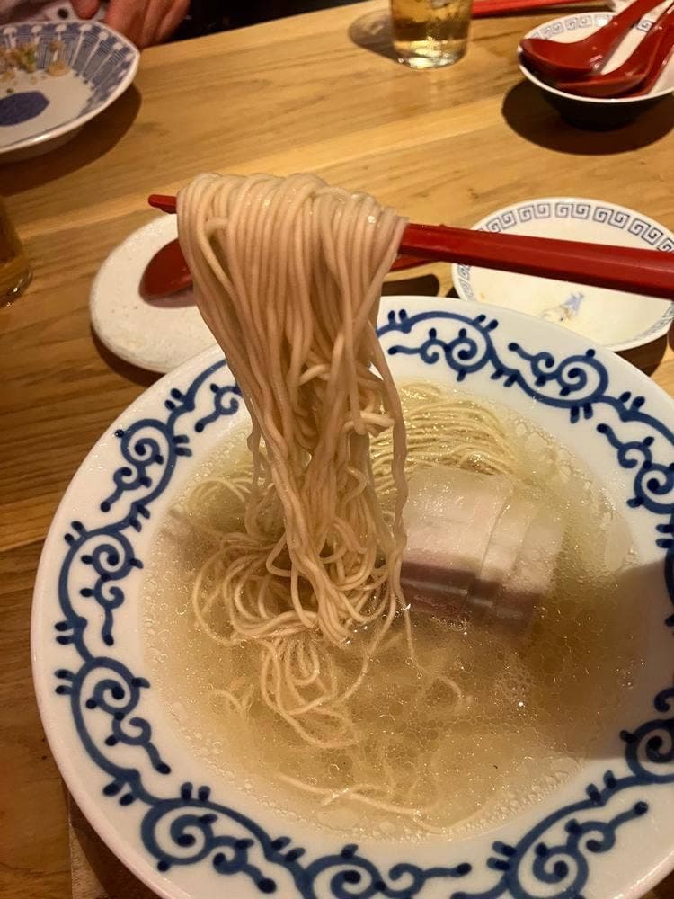 豚そば 月や 大名店