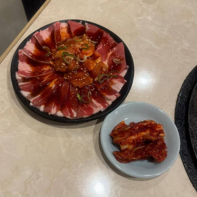 厳選和牛 焼肉 牛幸苑 新宿本店 - サブ画像1