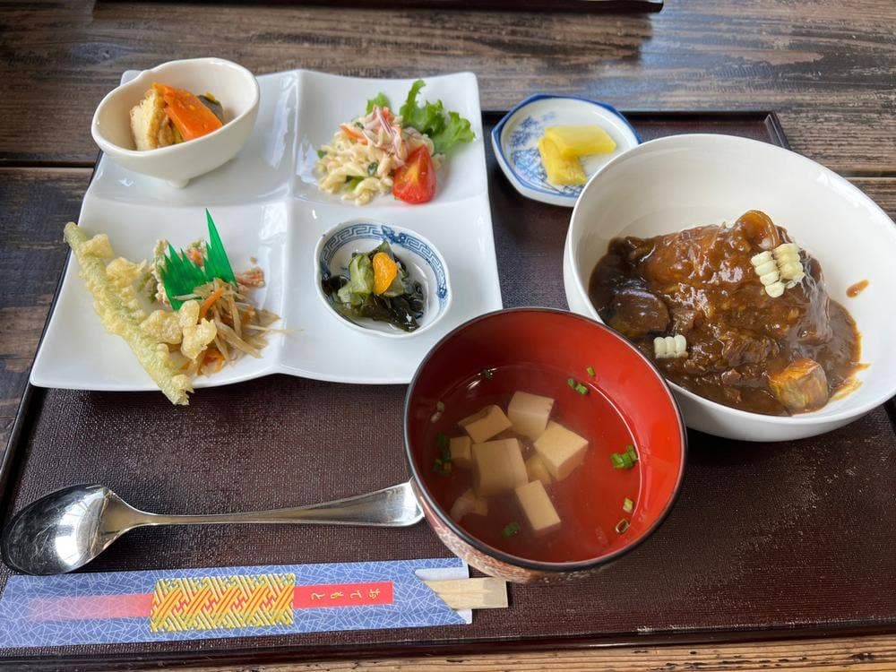 カフェ かたし