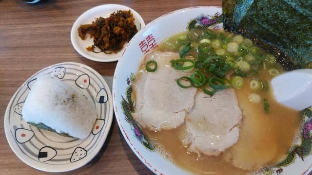 博多ラーメン 七萬 - サブ画像3