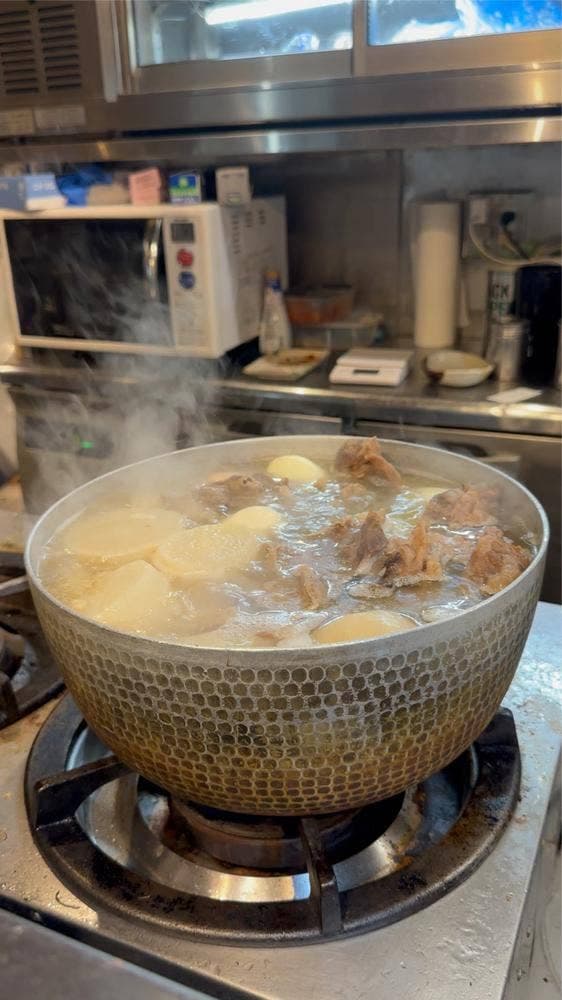 牛ホルモンと鮮魚 牛富屋 - サブ画像1