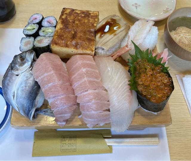 茂八寿司 - サブ画像1