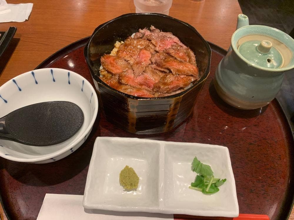 炙り牛たん 万 ゆめタウン山口店