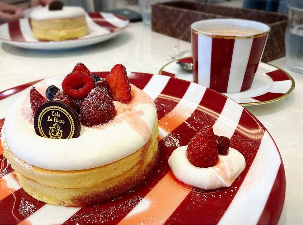 カフェ・ラ・ポーズ ルクア大阪店