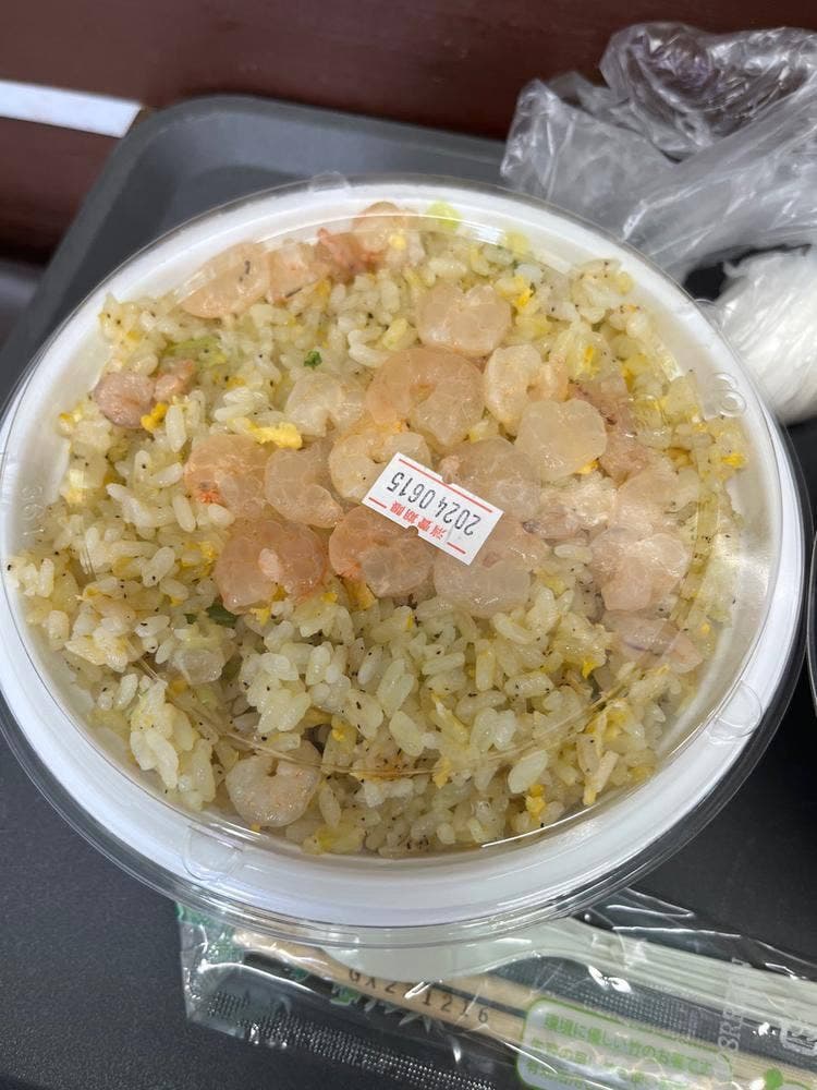 ニューラッキー食堂