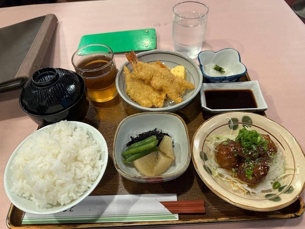 シャロン