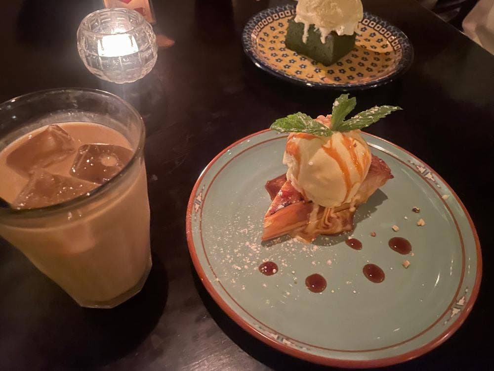 カフェ キャラット