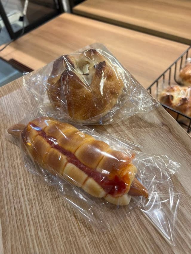 AKASAKA BAKERY SOYBA 新富町メトロピア店 - サブ画像1