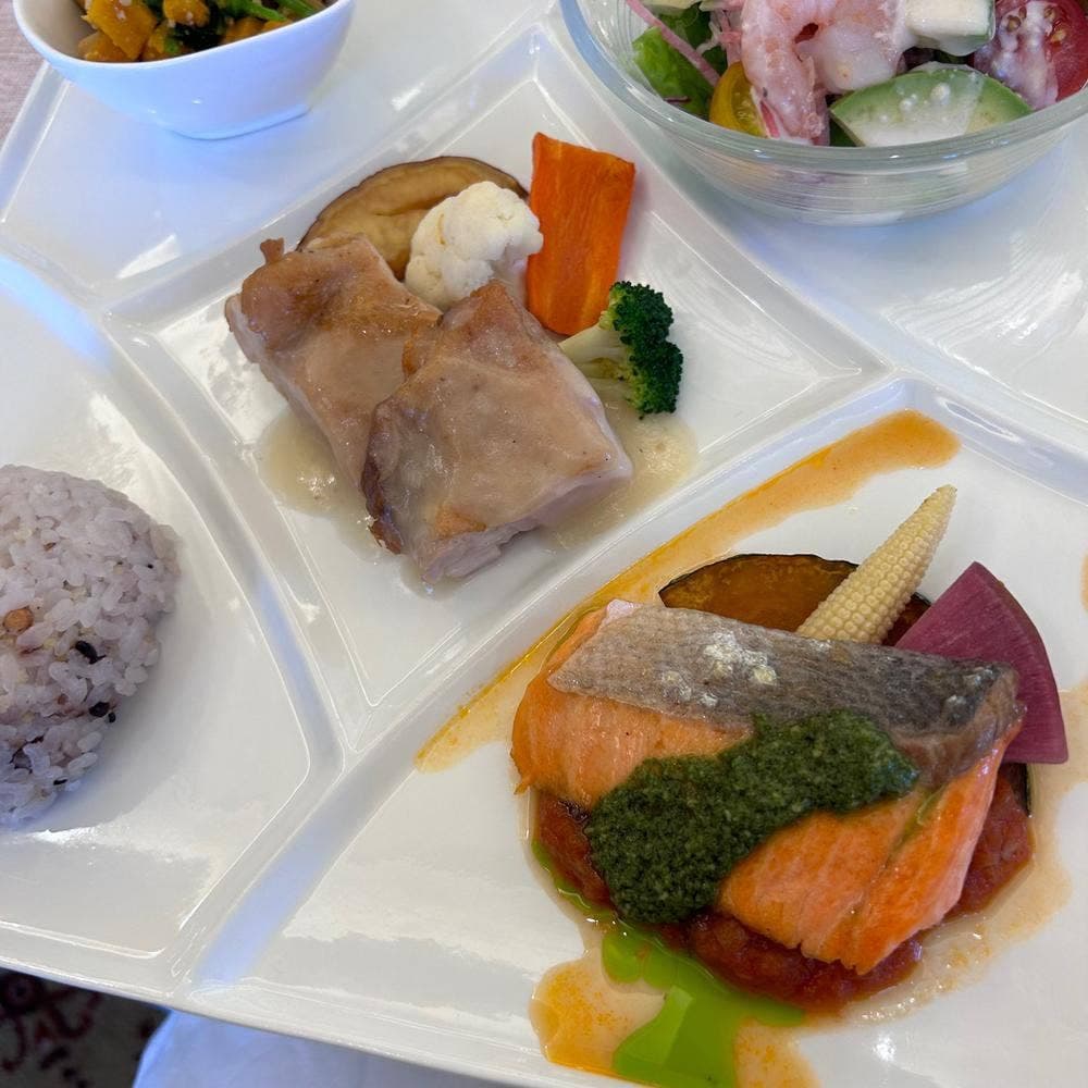 レストラン フィーヌ・ゼルブ