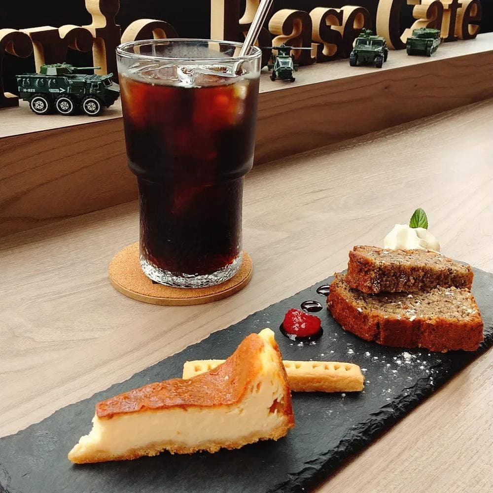 Barrie Base Cafe