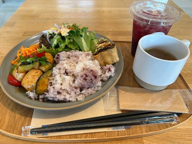 6 CAFE - サブ画像1
