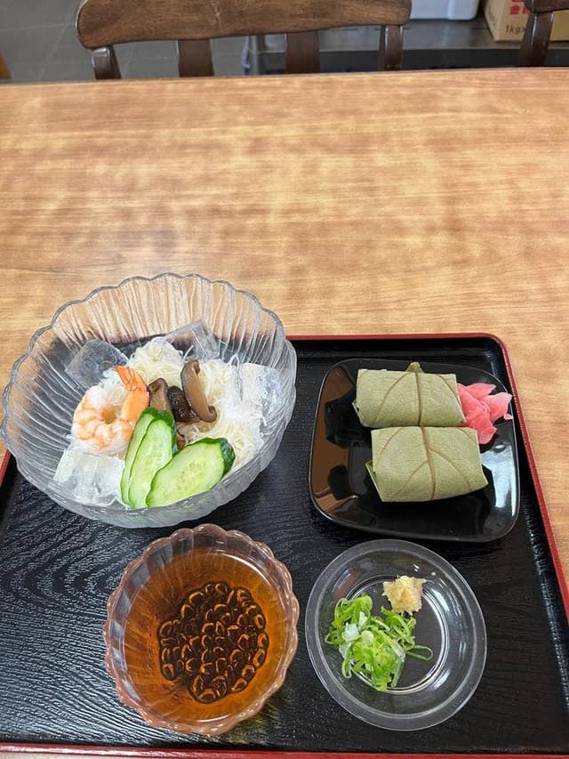 万直し 本店 - サブ画像1