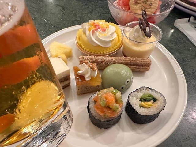 クリスタルパレス・レストラン - サブ画像1