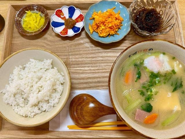 玉城豆腐のみそ汁屋 - サブ画像3