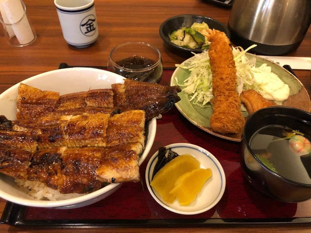 炭火うなぎ 美濃金 各務原店