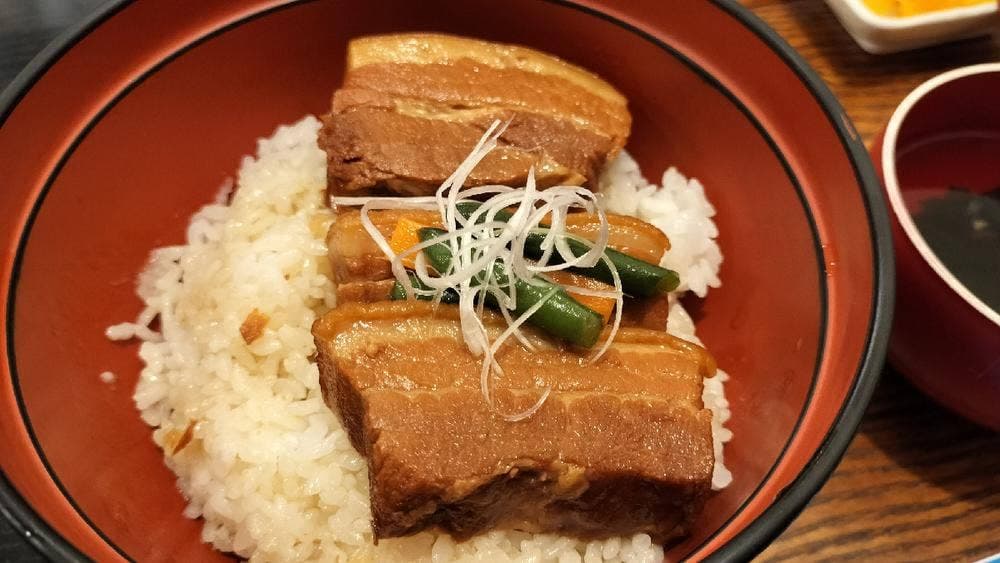 志貴那覇空港店