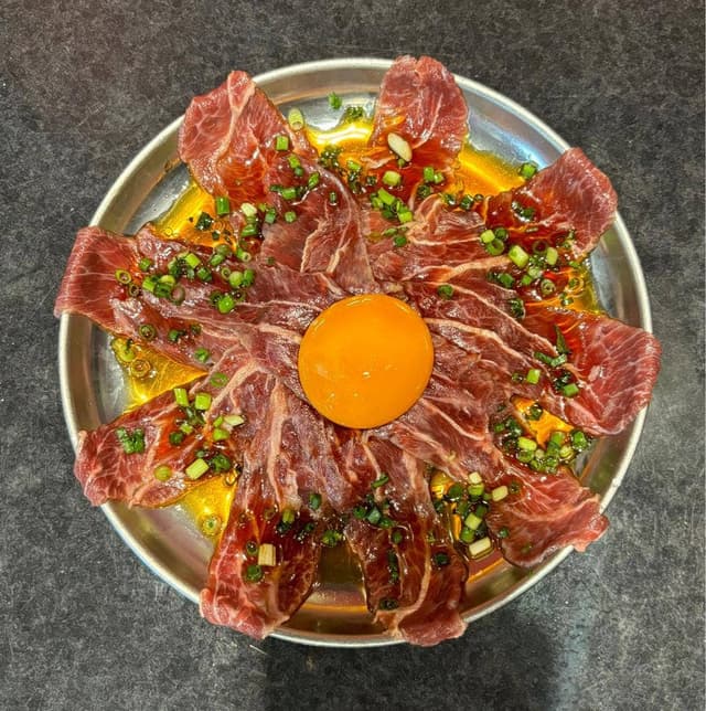 炭火焼肉 うしまつ - サブ画像1