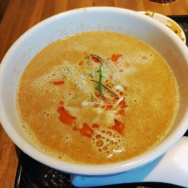 中華そばと酒 彩華 - サブ画像3