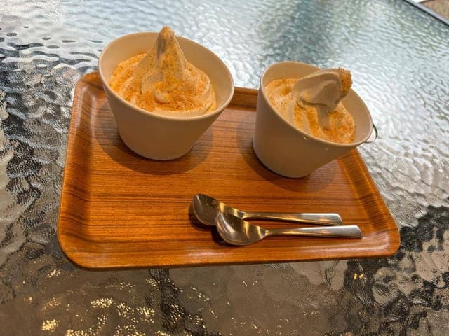 山香煎餅本舗 草加せんべいの庭 - サブ画像3