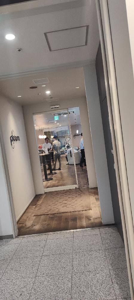 Ploom Shop 東京駅店 併設カフェ - サブ画像2