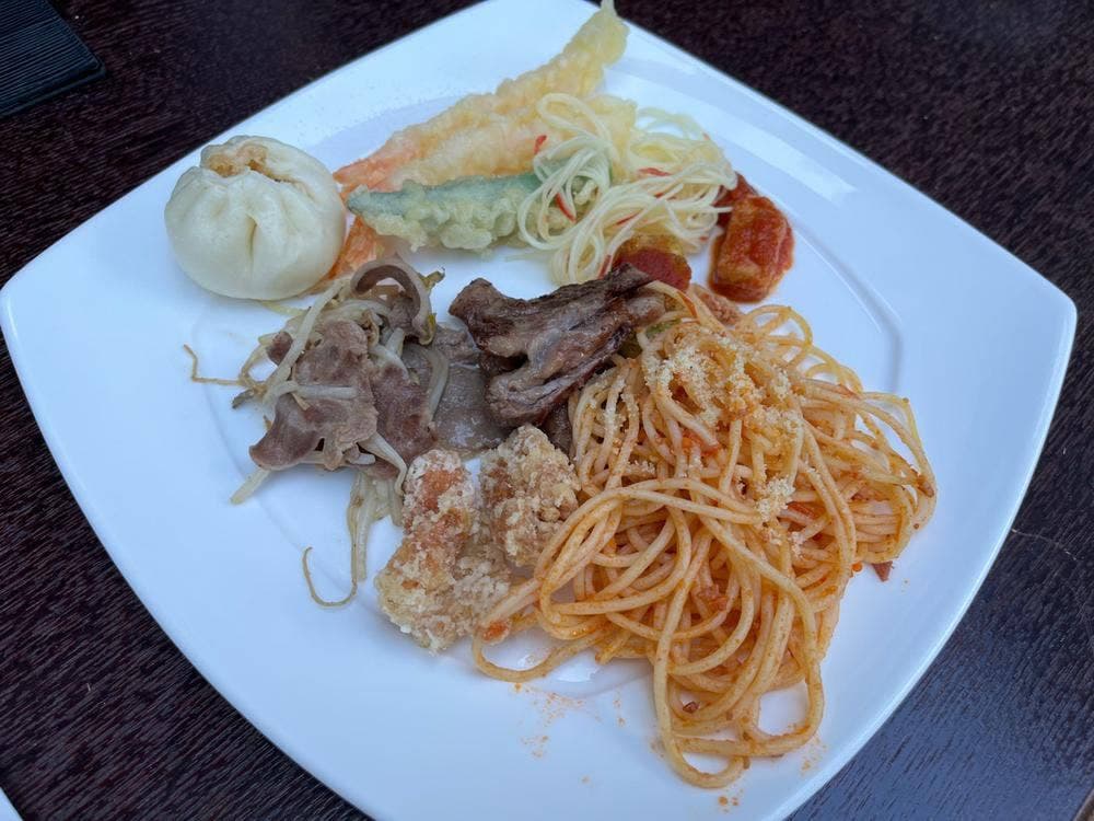 All Day Dining Shizuku アートホテル小倉ニュータガワ