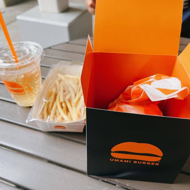 UMAMI BURGER 南町田グランベリーパーク店 - サブ画像1