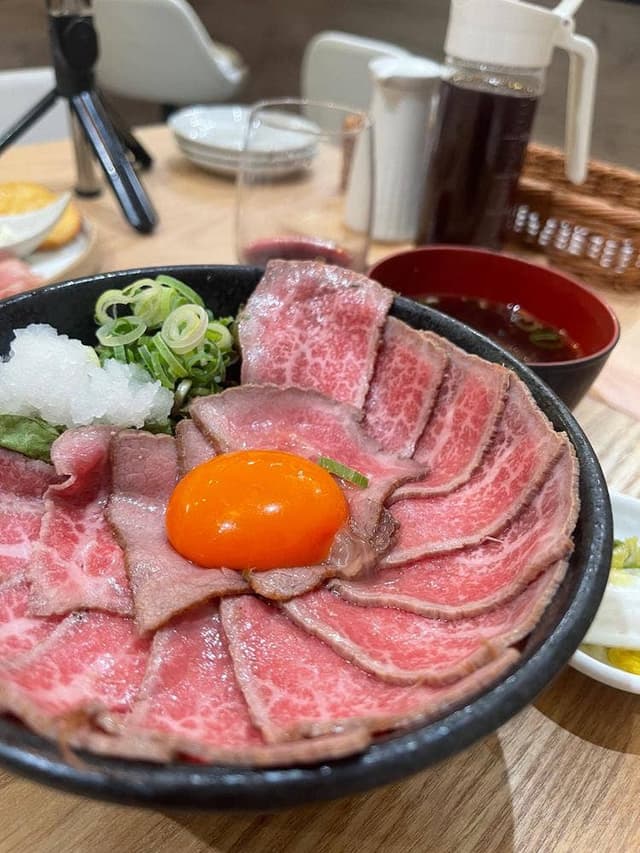 肉タレ屋 なんばBAL店 - サブ画像2