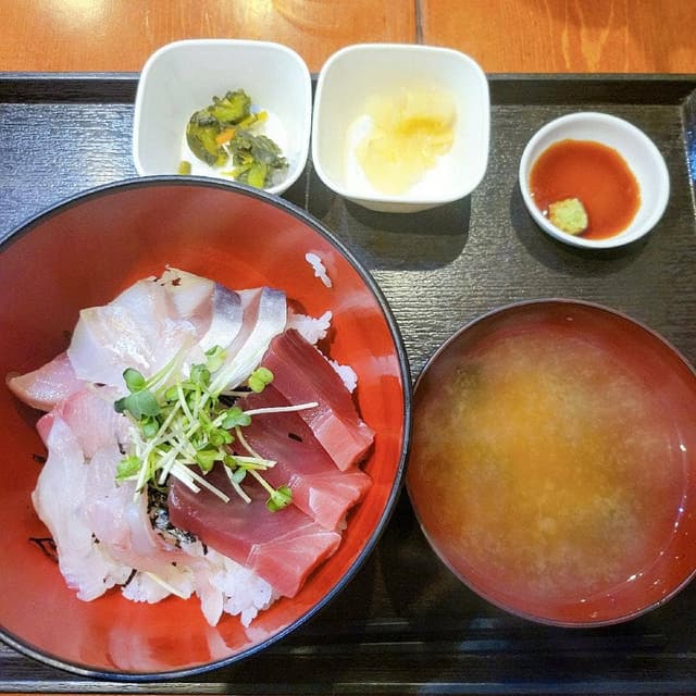 まぐろ酒場 さかなや大将 - サブ画像1