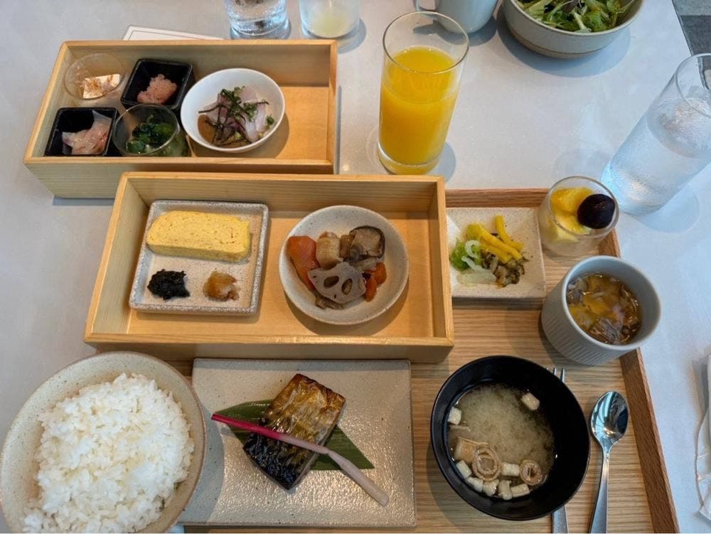 SOMEWHERE RESTAURANT & BAR