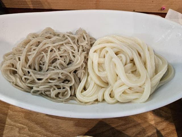 ししまる製麺所 - サブ画像1