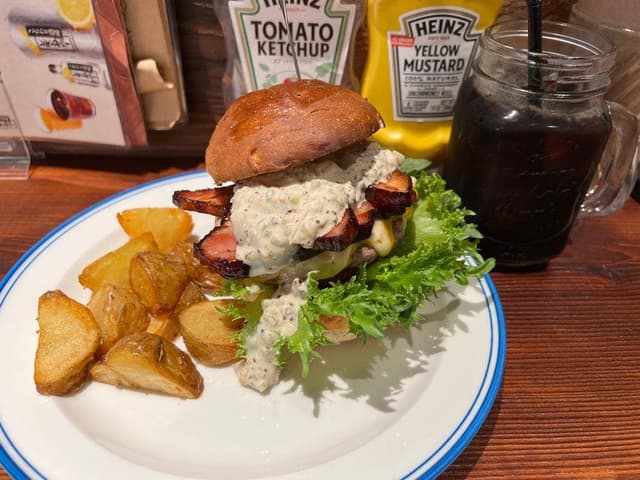 Chillax Burgers＆Wine - サブ画像2