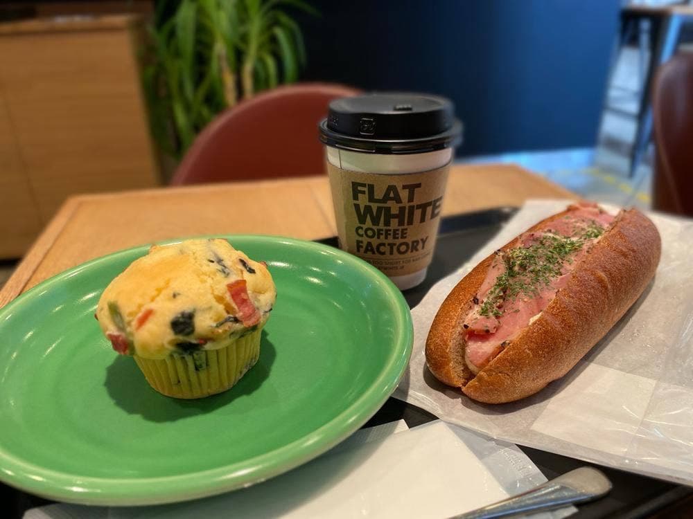 フラットホワイト コーヒーファクトリー 仙台空港店