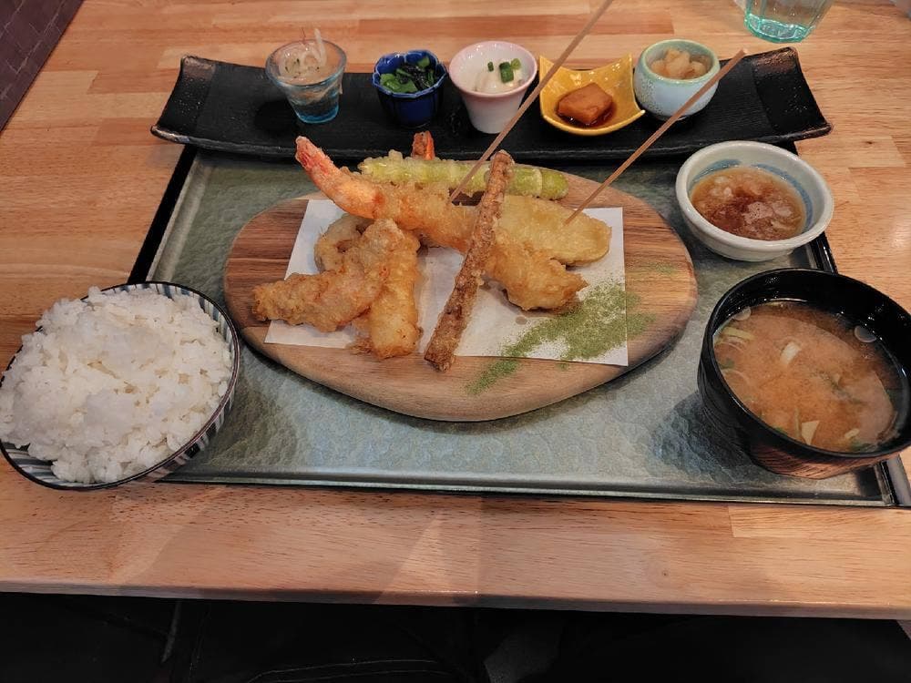 カフェ&ダイニング The はる