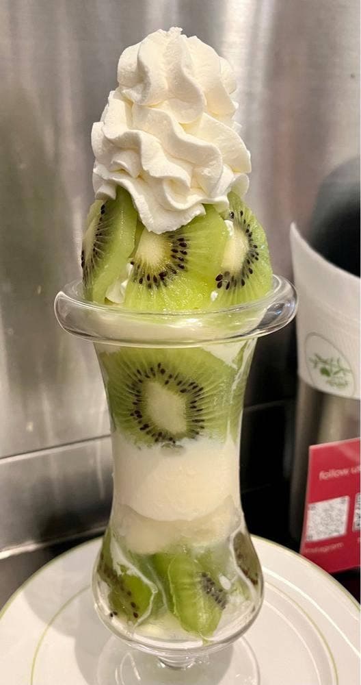 fruit dining 8010 パセオ店 - サブ画像2