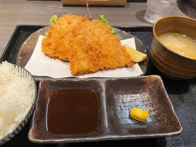 葉山 鳥ぎん 米が浜通店 - サブ画像1