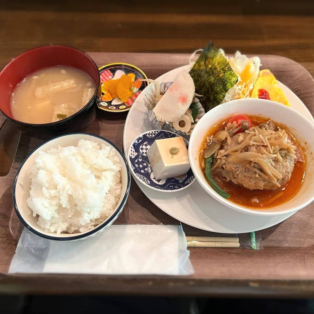 バー レッドパンダ