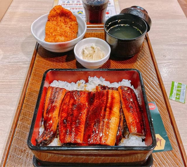 ガスト 新宿三丁目店 - サブ画像1