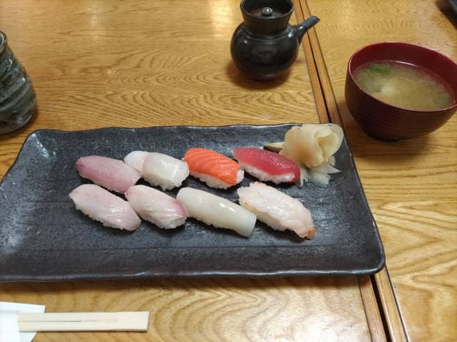 寿司 初 - サブ画像1