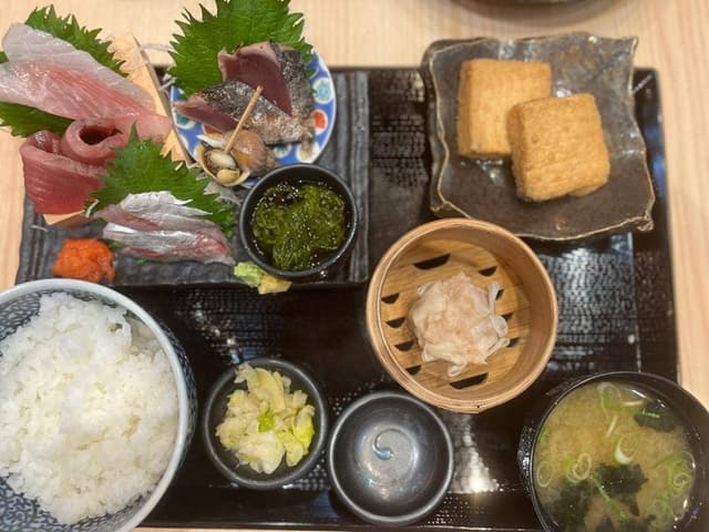 貝・刺身専門店 しらはら みなとみらい一番街 - サブ画像2