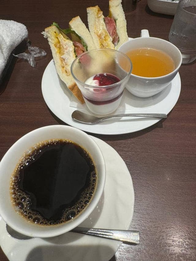 喫茶室ルノアール 新橋汐留口駅前店 - サブ画像3
