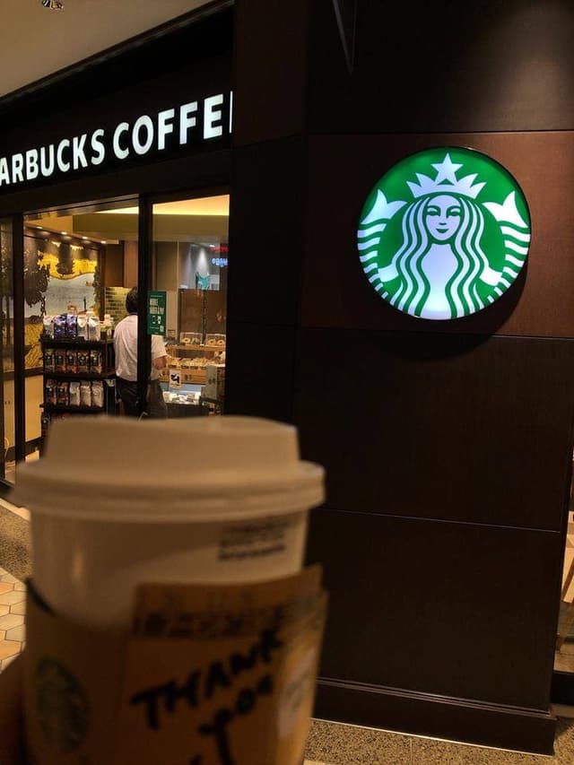スターバックス コーヒー 丸の内パークビル店 - サブ画像3