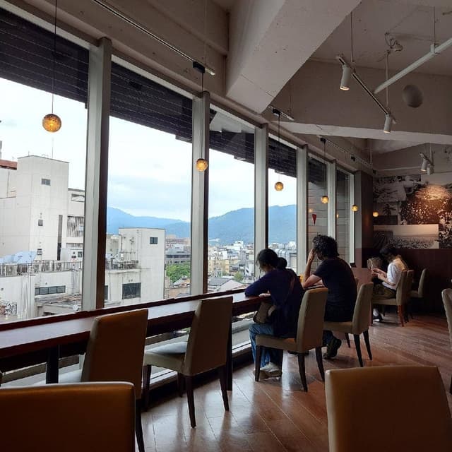 Holly's Cafe エディオン四条河原町店 - サブ画像1
