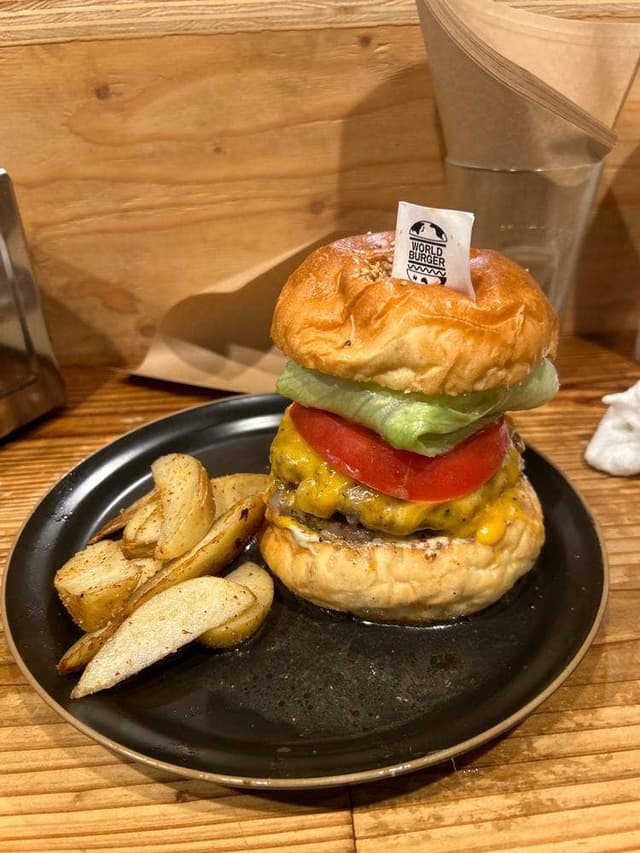 WorldBurger池袋西口本店 - サブ画像2